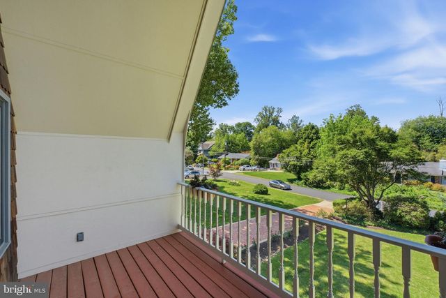 2101 REYNOLDS ST, Falls Church, VA 22043