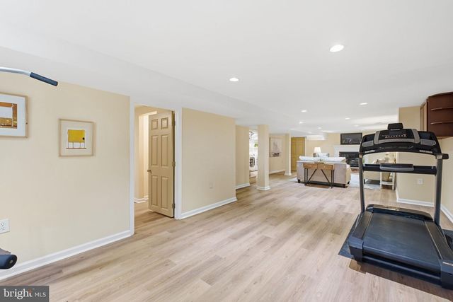 2101 REYNOLDS ST, Falls Church, VA 22043