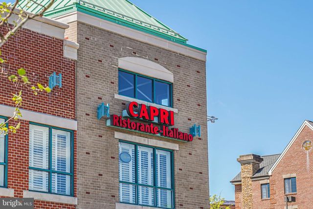 2101 REYNOLDS ST, Falls Church, VA 22043