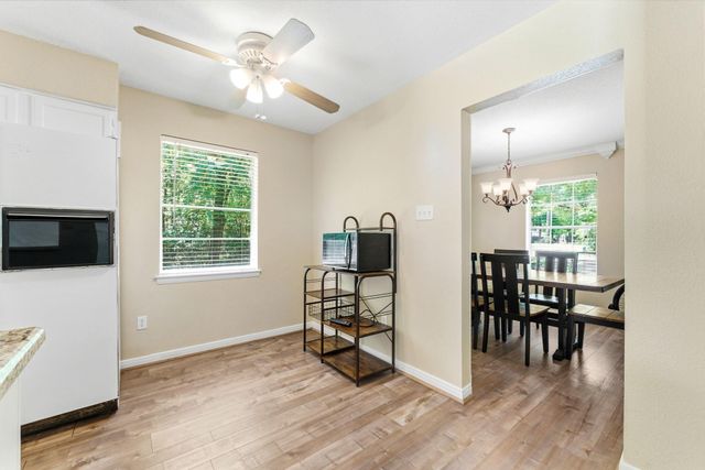 10820 Longleaf Drive, Conroe, TX 77385