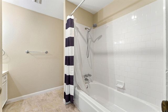 10820 Longleaf Drive, Conroe, TX 77385