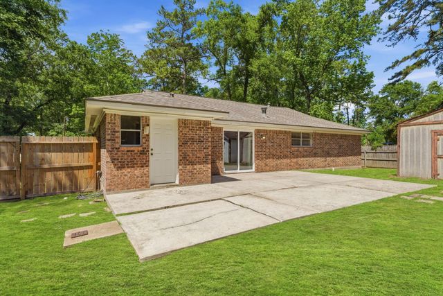 10820 Longleaf Drive, Conroe, TX 77385