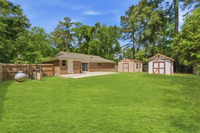 10820 Longleaf Drive, Conroe, TX 77385