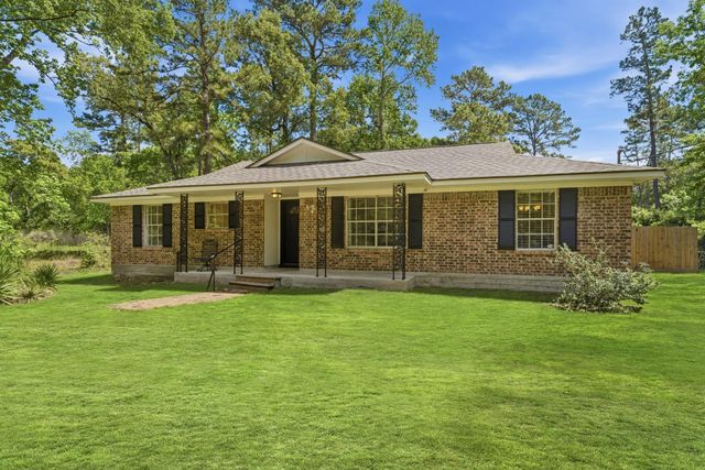 10820 Longleaf Drive, Conroe, TX 77385