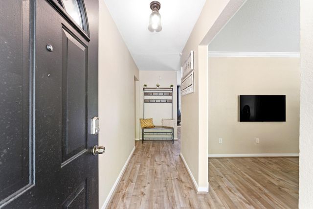 10820 Longleaf Drive, Conroe, TX 77385