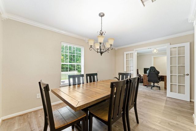 10820 Longleaf Drive, Conroe, TX 77385