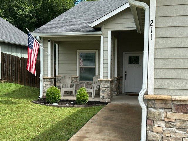 211 Hilre Drive, Sherman, TX 75092