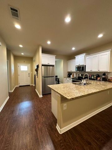 211 Hilre Drive, Sherman, TX 75092