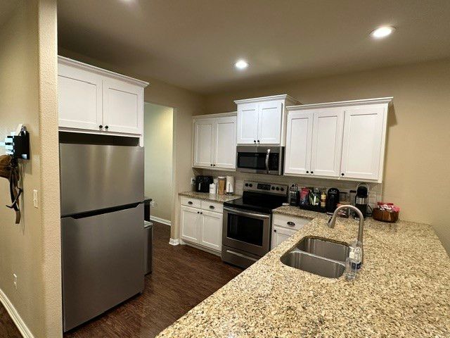 211 Hilre Drive, Sherman, TX 75092