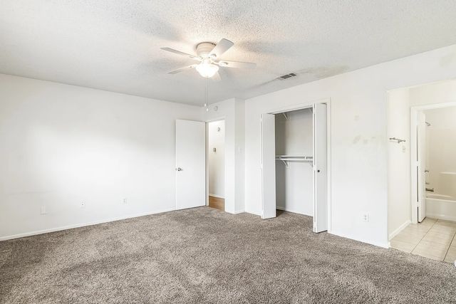 6603 Central Avenue, North Richland Hills, TX 76182