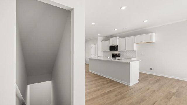 6716 Leigh Street, Flowery Branch, GA 30542