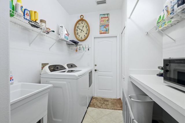 8319 NICE WAY, Sarasota, FL 34238