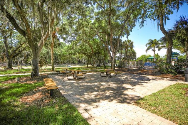 8319 NICE WAY, Sarasota, FL 34238