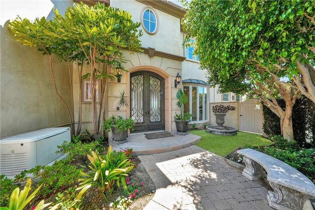 3352 Bounty, Huntington Beach, CA 92649
