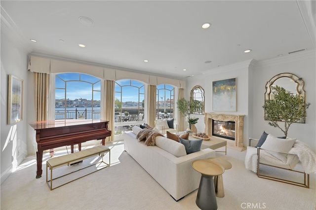 3352 Bounty, Huntington Beach, CA 92649