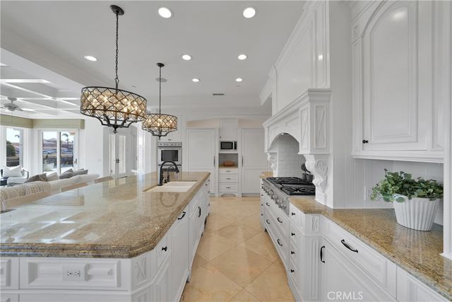 3352 Bounty, Huntington Beach, CA 92649