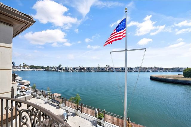 3352 Bounty, Huntington Beach, CA 92649