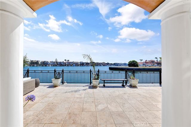 3352 Bounty, Huntington Beach, CA 92649
