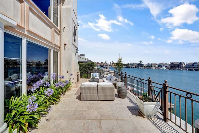 3352 Bounty, Huntington Beach, CA 92649