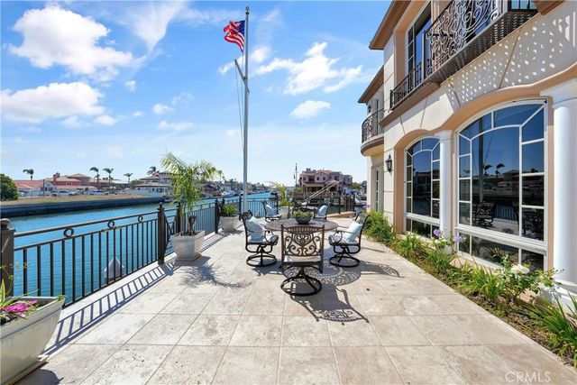 3352 Bounty, Huntington Beach, CA 92649