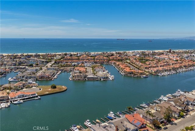 3352 Bounty, Huntington Beach, CA 92649