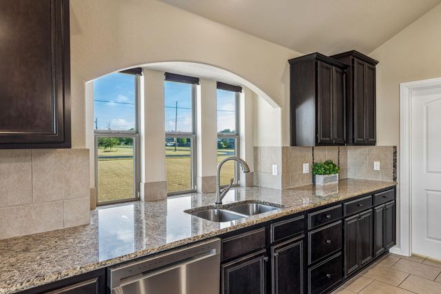100 S Buckboard ST, Liberty Hill, TX 78642