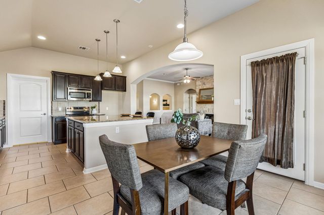 100 S Buckboard ST, Liberty Hill, TX 78642