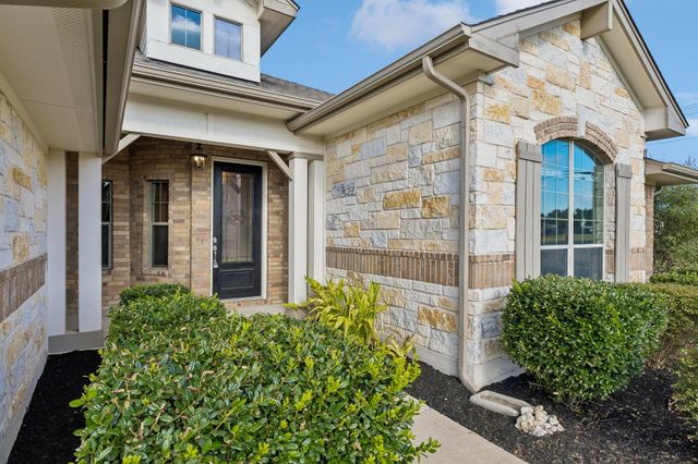 100 S Buckboard ST, Liberty Hill, TX 78642