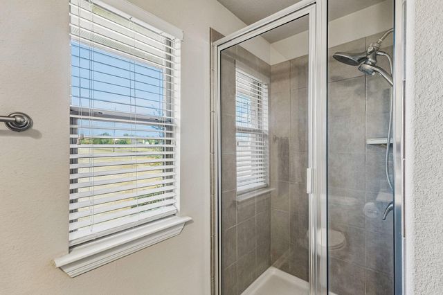 100 S Buckboard ST, Liberty Hill, TX 78642