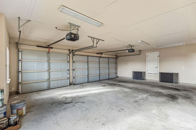 100 S Buckboard ST, Liberty Hill, TX 78642