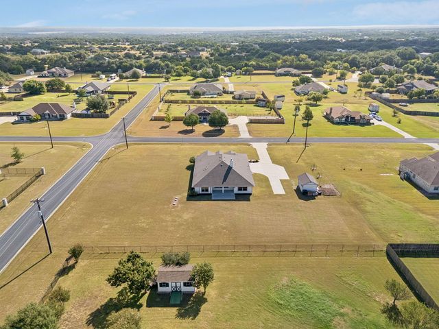 100 S Buckboard ST, Liberty Hill, TX 78642