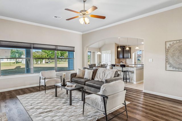 100 S Buckboard ST, Liberty Hill, TX 78642