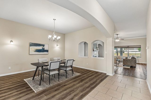 100 S Buckboard ST, Liberty Hill, TX 78642