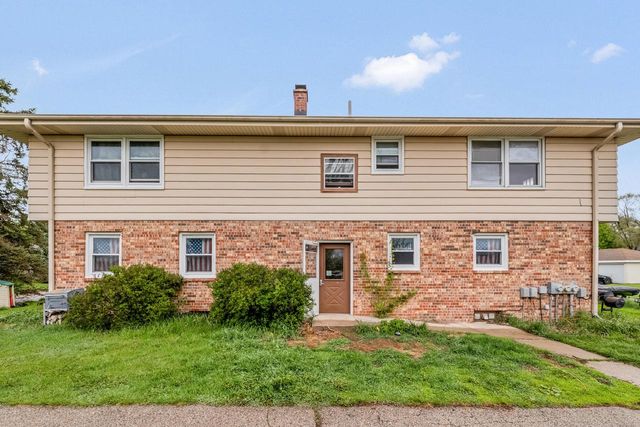 2090 Emery COURT, East Troy, WI 53120