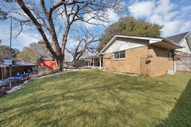 4018 Lynbrook Lane, Arlington, TX 76015