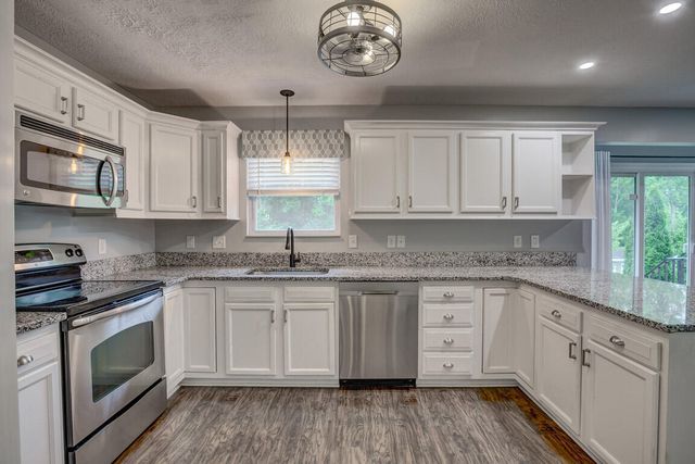 1079 Cherryknoll Court, Independence, KY 41051