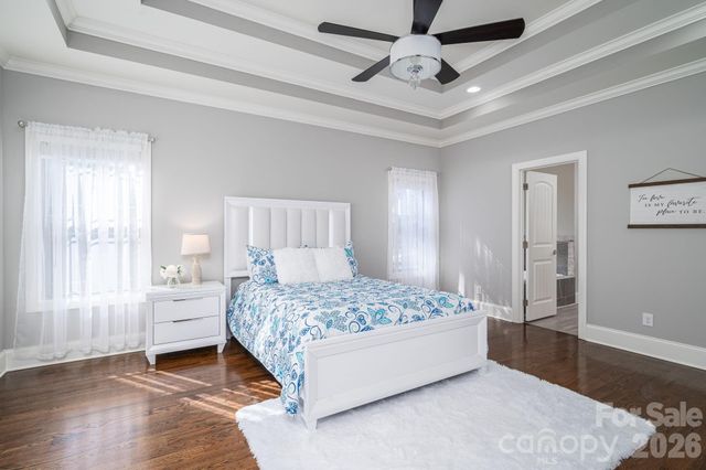 708 Players Ridge Road, Hickory, NC 28601