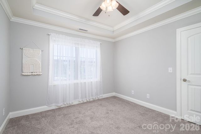 708 Players Ridge Road, Hickory, NC 28601