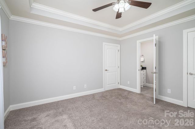 708 Players Ridge Road, Hickory, NC 28601
