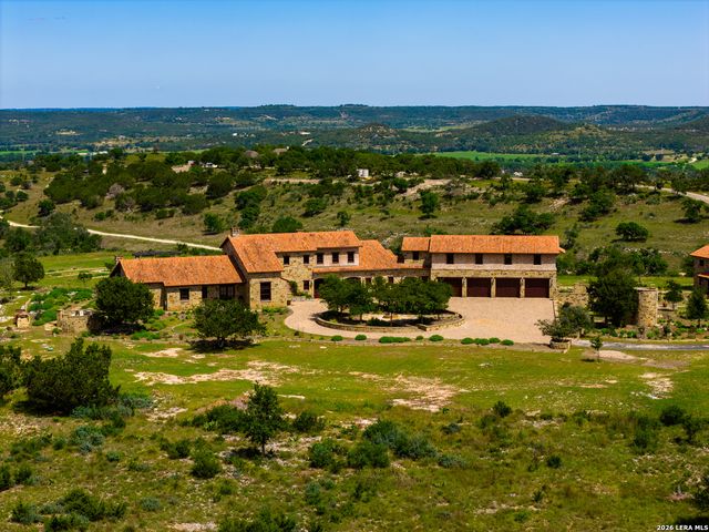 250 HIDDEN HILLS RANCH, Camp Verde, TX 78010