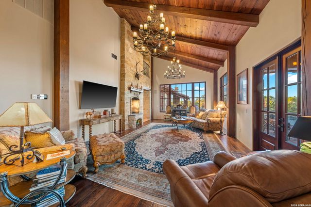 250 HIDDEN HILLS RANCH, Camp Verde, TX 78010
