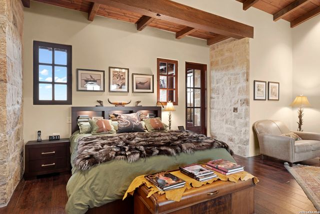 250 HIDDEN HILLS RANCH, Camp Verde, TX 78010