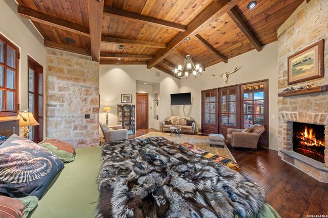 250 HIDDEN HILLS RANCH, Camp Verde, TX 78010