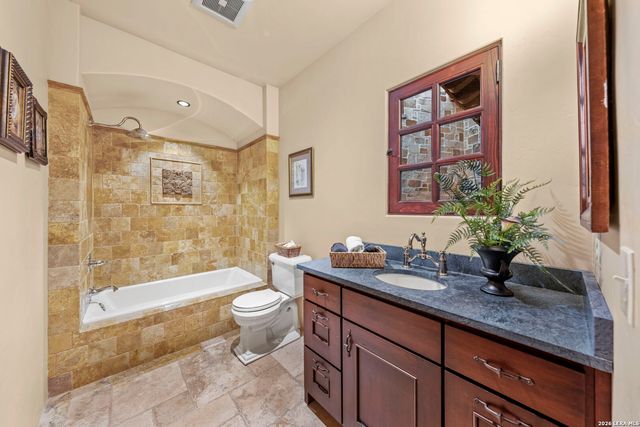 250 HIDDEN HILLS RANCH, Camp Verde, TX 78010