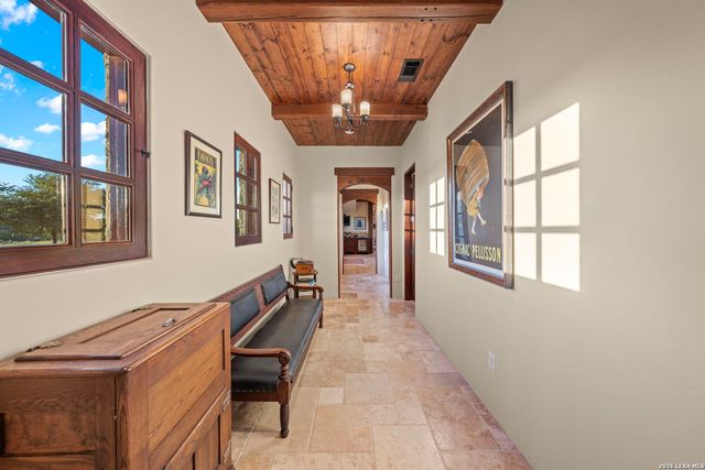 250 HIDDEN HILLS RANCH, Camp Verde, TX 78010
