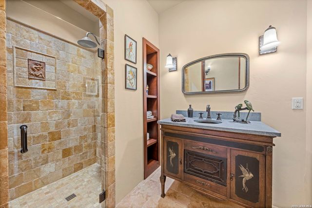 250 HIDDEN HILLS RANCH, Camp Verde, TX 78010