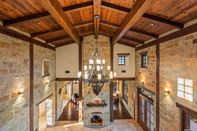 250 HIDDEN HILLS RANCH, Camp Verde, TX 78010