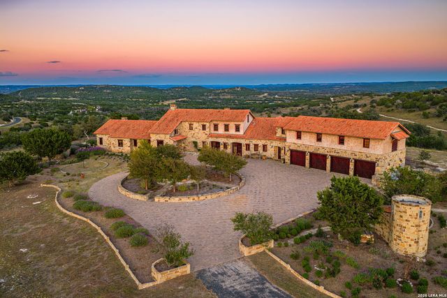 250 HIDDEN HILLS RANCH, Camp Verde, TX 78010