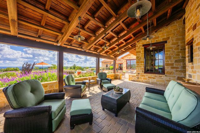 250 HIDDEN HILLS RANCH, Camp Verde, TX 78010