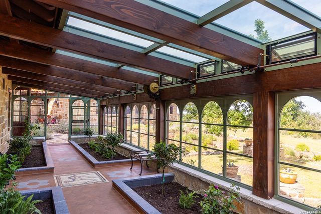 250 HIDDEN HILLS RANCH, Camp Verde, TX 78010
